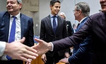 Kamermeerderheid wil dat kabinetsplan verhogen AOW ‘wordt verzacht’