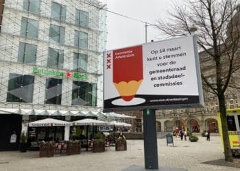 Political parties start waking up to the power of the expat vote