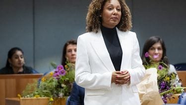 Beoogd staatssecretaris van Financiën D66 zette onjuiste informatie op cv