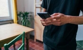 Wist jij dat je een onzichtbare kopieertaks betaalt voor je telefoon?