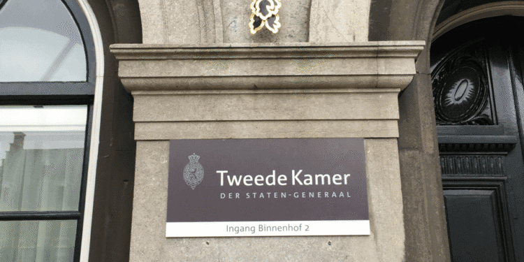 Jobless benefit bill for former politicians hits €8.1 million