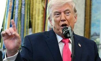 Trump feliciteert IOC met uitsluiten transgender vrouwen