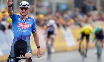 Van der Poel wint voor derde keer op rij E3 Saxo Classic