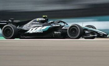 Antonelli zegeviert ook in Grote Prijs Japan, Verstappen achtste