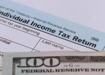 Americans in NL: Here’s how to avoid headaches and an IRS audit