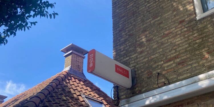 ING to cut 1,250 jobs worldwide, many in anti-money laundering