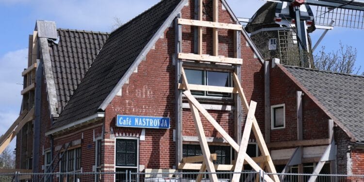 Dutch state, NAM in court in Groningen gas compensation dispute