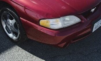 Schade aan je vakantie-huurauto veroorzaakt? Dit kost het gemiddeld