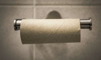 ‘Van de buren mogen we ’s nachts de wc niet doortrekken’