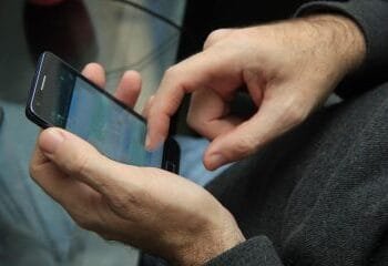 Wrong number: fraudster calls crime show featuring phone fraud