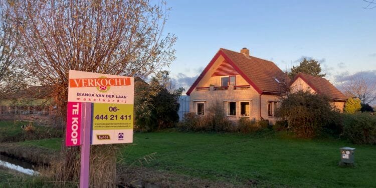 People are moving further away from their old neighbourhoods