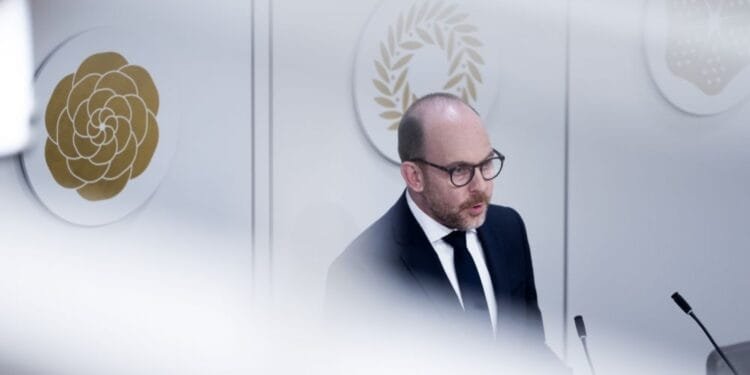 CDA hardens demands as tough new asylum laws head for vote