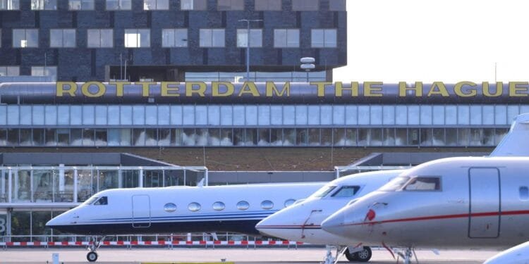 Toch natuurvergunning nodig voor luchthavens Rotterdam, Eindhoven