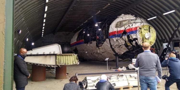 Government can keep MH17 cabinet papers secret, court rules