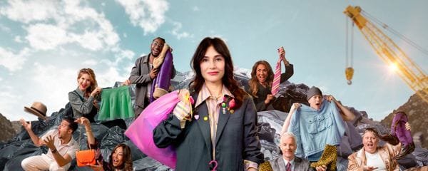 Carice van Houten doet met BN’ers aan upcycling kleding: ‘Die klimaatheks?’