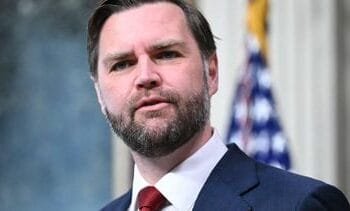 Vicepresident Vance spreekt met bemiddelaars over Iran