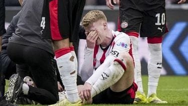 Schouten wacht operatie om kruisbandblessure en mist WK