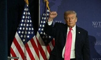 Trump blij met aankondiging Iran over openen Straat van Hormuz