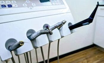 Tandartspatiënt gaat onder narcose en overlijdt, onderzoek ingesteld naar voorval