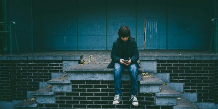 Steeds jongere kinderen delen naaktfoto’s: 40 procent maakt foto’s zelf