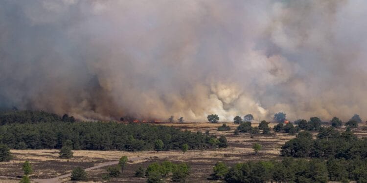 Koninklijke Marechaussee: brand ’t Harde door springstof-oefening