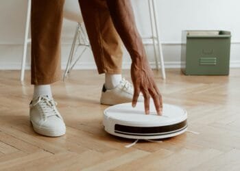 Robotstofzuigers vliegen over de toonbank: Nederlanders betalen liever meer voor gemak