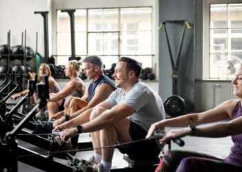 Fitspo maakt jongeren juist onzeker: 4 schadelijke effecten volgens nieuwe meta-analyse
