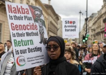 Grote anti-immigratie- en pro-Palestijnse demonstraties in Londen
