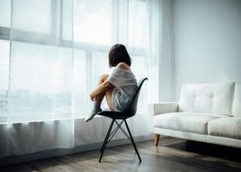 Afgewezen worden door een date of een vriend? Nieuw onderzoek ziet verrassend weinig verschil