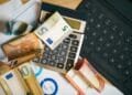 86 procent spaarders tast in het duister: dit doet je bank mogelijk met je geld