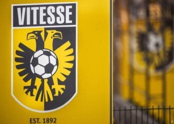 Vitesse seizoen lang zeker van deelname aan eerste divisie