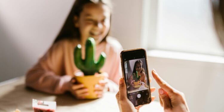 Kabinet wil een verbod op kidfluencers tot 15 jaar: ‘Het is een moderne vorm van kinderarbeid’