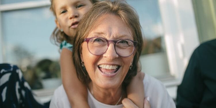 Oma Wil (79): ‘Mijn dochter voedt haar kinderen te soft op, moet ik er wat van zeggen?’