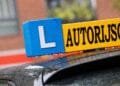 Rijbewijs wordt luxe voor jongeren: kosten stijgen naar ruim 3300 euro
