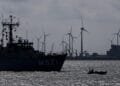 Eemshaven blijft mogelijke locatie kerncentrales, Terneuzen ook