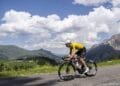 Pogačar wint slotrit en klassement in Ronde van Zwitserland