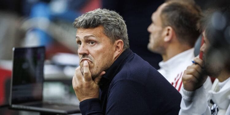Ajax neemt afscheid van trainer García