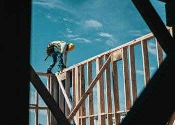 Op zoek naar werk? In deze beroepen liggen de kansen volgens het UWV momenteel voor het oprapen