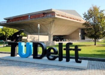 TU Delft cleared to reserve aerospace places for women