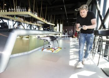 UFO’s lijken weer hot: Tim Douwsma (38) richt zich nu op mysterie van Fries Gorredijk in 1974