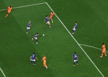 Koeman defends substitutions after Oranje draw 2-2 with Japan
