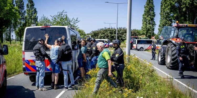 Noodbevel in Den Haag om instroom trekkers te beperken