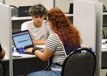 Student interns to get legal right to pay, but no minimum wage