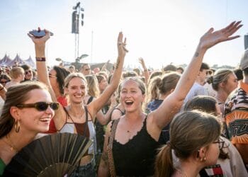 Festival op de planning? Deze spullen wil je echt niet vergeten (want onmisbaar)