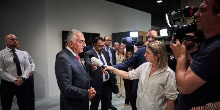 Son of Iran’s last shah makes divisive visit to Dutch parliament
