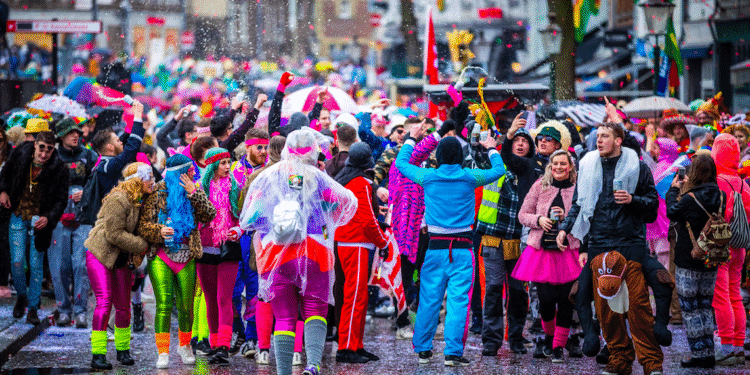 Provincie Limburg investeert 4 ton in carnavalsverenigingen: ‘Levert een bijdrage aan cultuur en maatschappij’