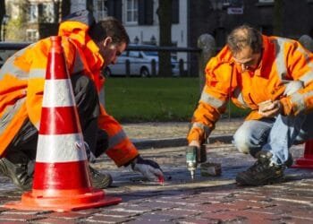Wages rose faster than business profits in 2025: CBS