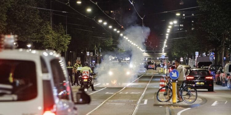 Acht aanhoudingen in Amsterdam na verloren WK-kwartfinale Marokko