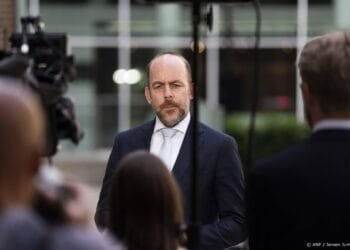 Van den Brink snapt ‘machteloosheid’ hulporganisaties Ter Apel
