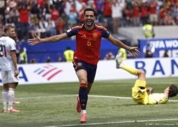 Invaller Merino schiet Spanje langs België naar halve finale WK